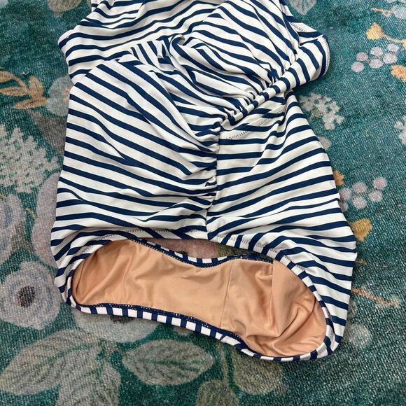 J. Crew One Piece Swimsuit Womens Sz 8 Blue White Striped One Shoulder Ruched - Picture 16 of 16